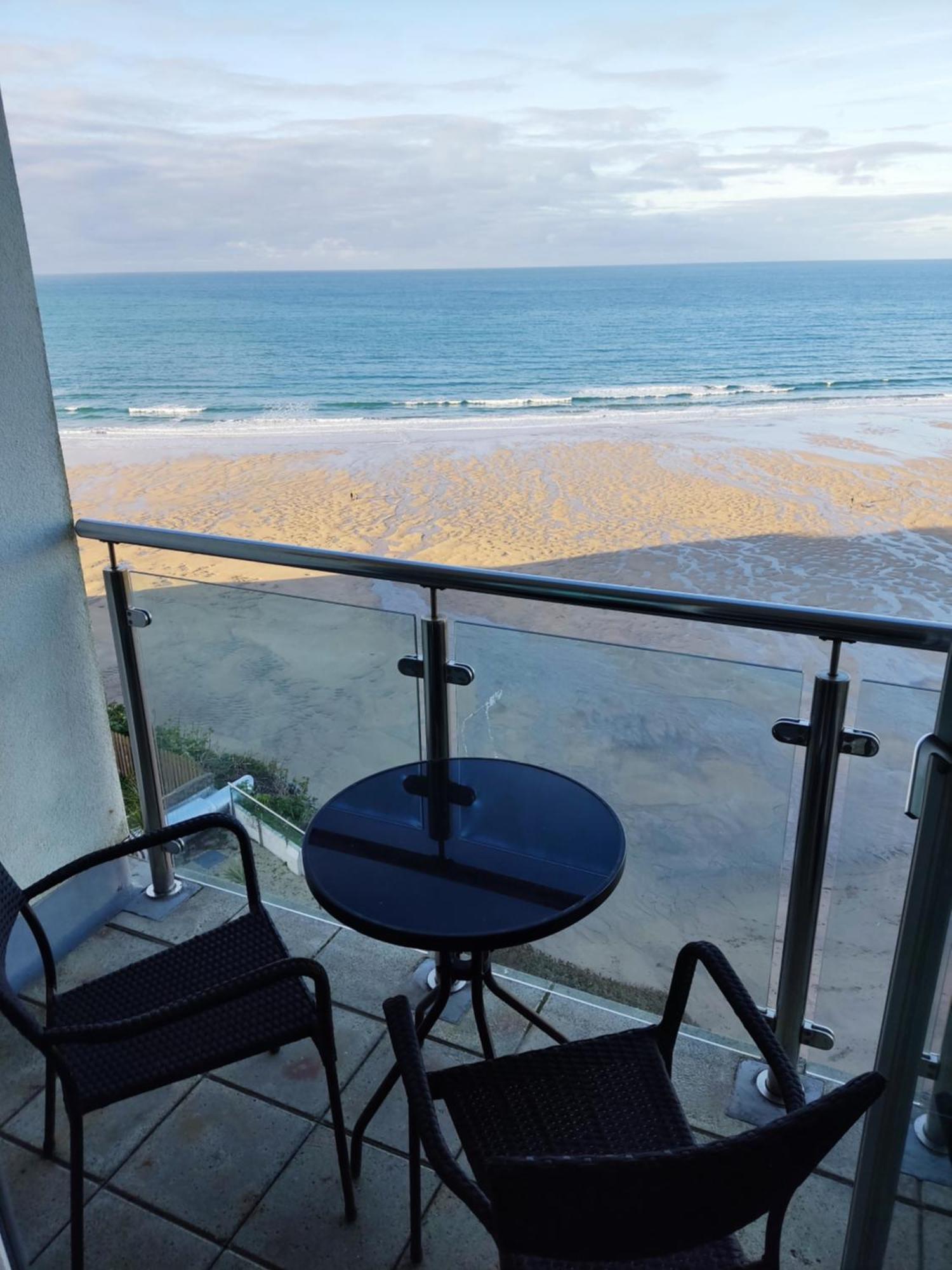 Newquay Rocklands Beach View מראה חיצוני תמונה